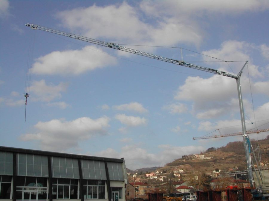 Stavebný žeriav Vicario OMV 340 | TOP CRANES