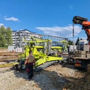 priprava-zeriava-na-stavbe-novostavba-nemocnica-banska-bystrica-topcranes